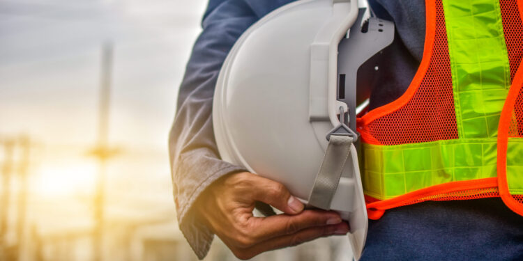 Seguridad Industrial y Prevención de Riesgos: ¿En qué consiste esta carrera y por qué es importante?